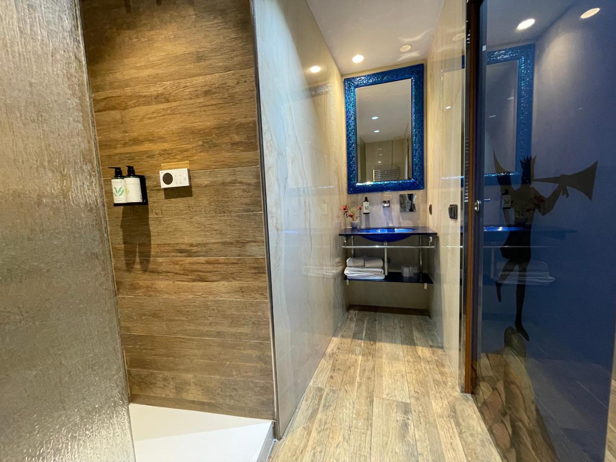 Hotel Historic Girona Bagian luar foto