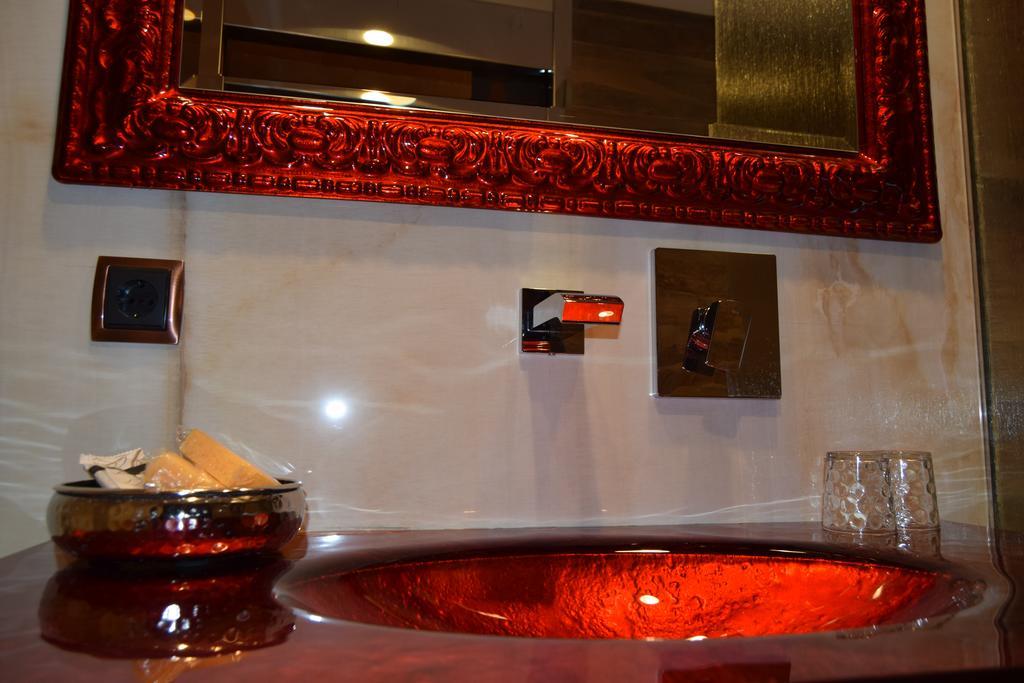 Hotel Historic Girona Bagian luar foto