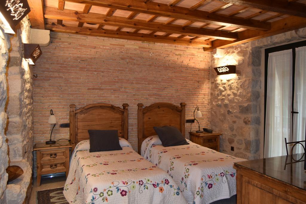 Hotel Historic Girona Bagian luar foto