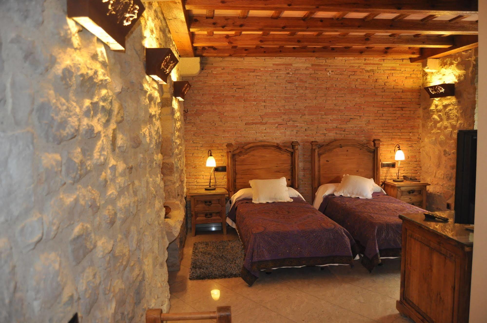 Hotel Historic Girona Bagian luar foto