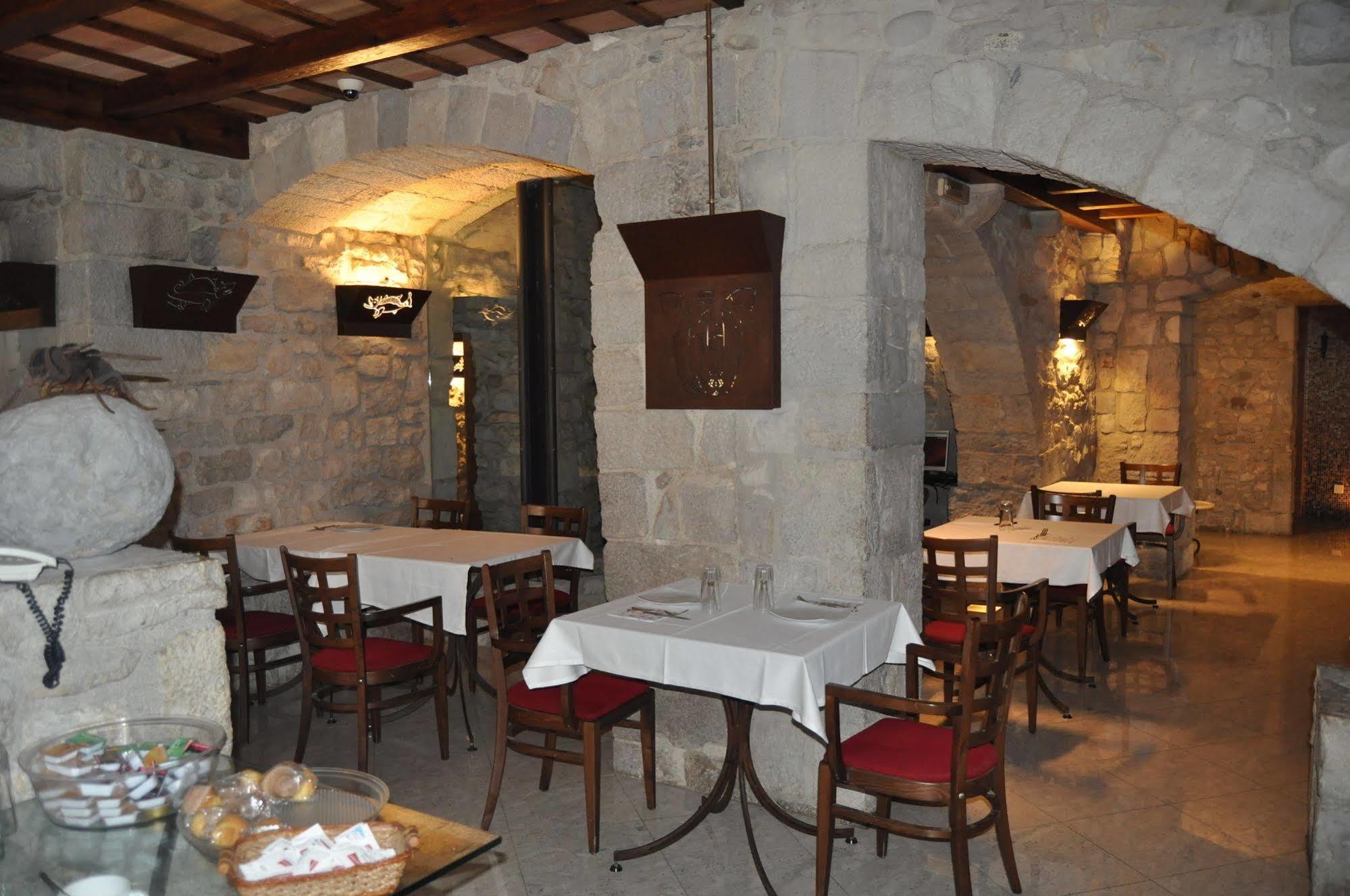 Hotel Historic Girona Bagian luar foto